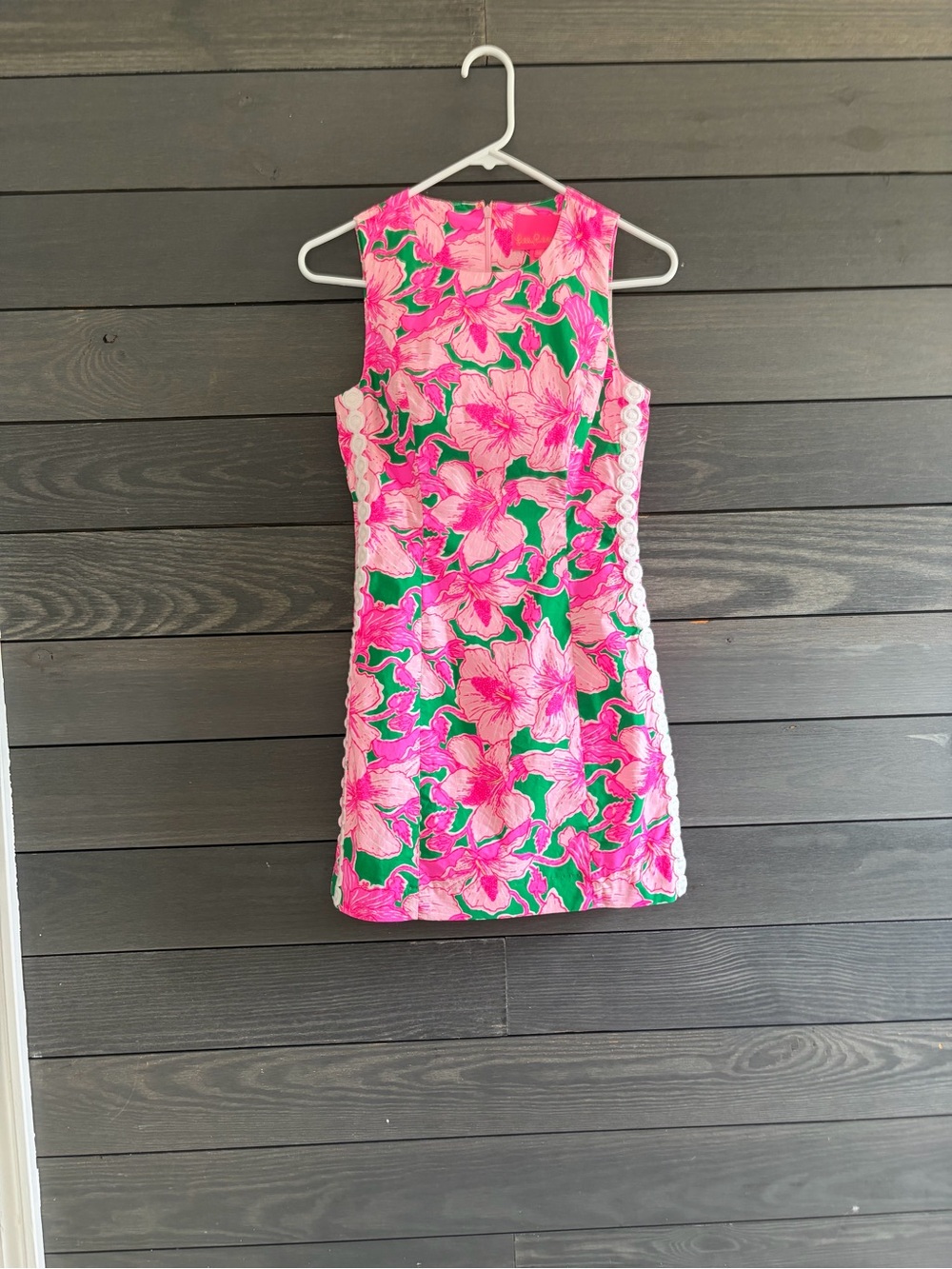 Lilly Pulitzer Pink Floral Mini Dress with Green Leaves